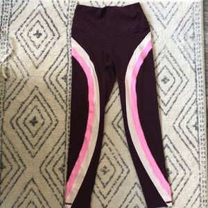 AERIE HIGH-WAISTED MAROON STRIPED PLAY LEGGINGS